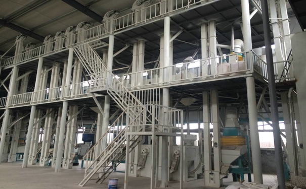 <a href=http://http://appebuy.com/product/ target=_blank class=infotextkey>玉米加工成套設(shè)備</a>