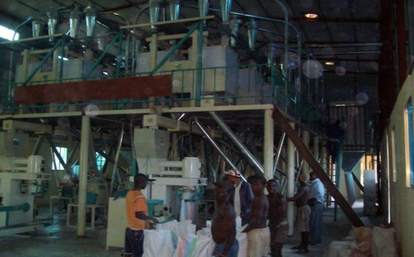 <a href=http://appebuy.com/product/6/ target=_blank class=infotextkey>玉米深加工機械</a>