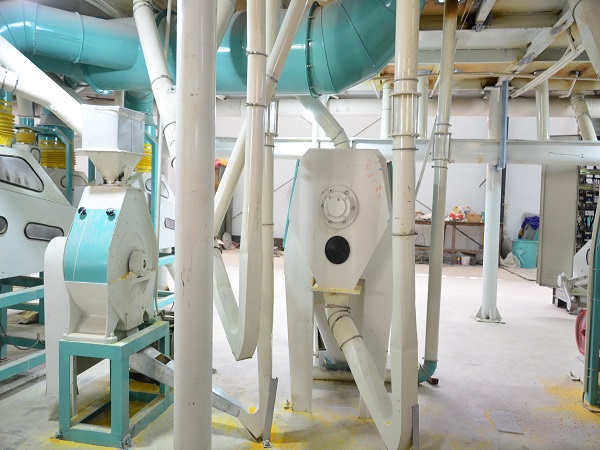 全自動<a href=http://appebuy.com/product/6/ target=_blank class=infotextkey>玉米加工設備</a>